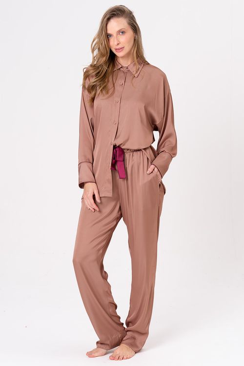 PIJAMA FEMININO AMERICANO COM APLICAÇÃO - SERENA
