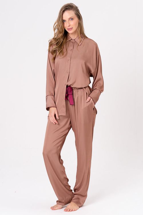 PIJAMA FEMININO AMERICANO COM APLICAÇÃO - SERENA